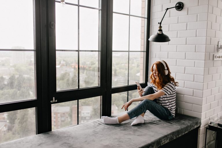 How Modern Bay Windows Can Improve Home Energy Efficiency